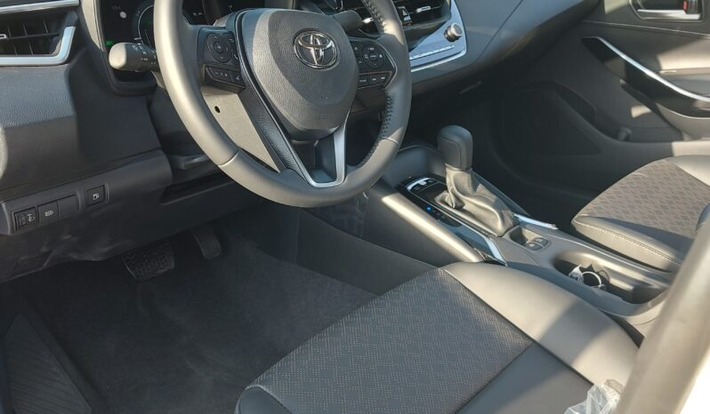 
								 تويوتا – Toyota كورولا – Corolla ممتلئ									