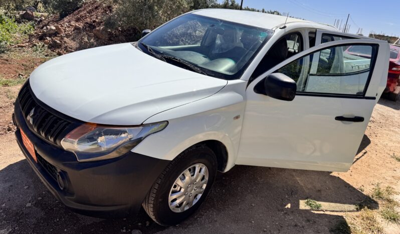 
								 ميتسوبيشي – Mitsubishi L200 ممتلئ									