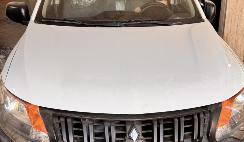 
								 ميتسوبيشي – Mitsubishi L200 ممتلئ									