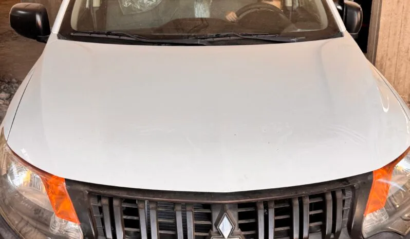 
								 ميتسوبيشي – Mitsubishi L200 ممتلئ									
