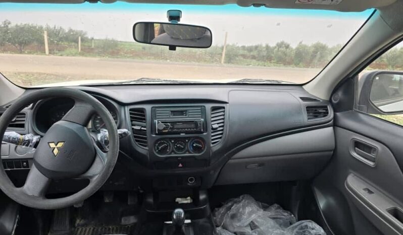 
								 ميتسوبيشي – Mitsubishi L200 ممتلئ									