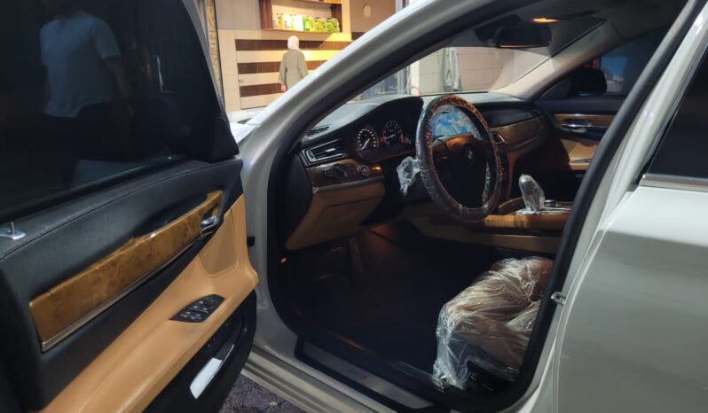 
								 بي ام دابيليو – BMW 740 ممتلئ									