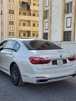 
										 بي ام دابيليو – BMW 750 ممتلئ									