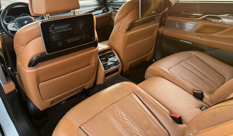 
								 بي ام دابيليو – BMW 750 ممتلئ									