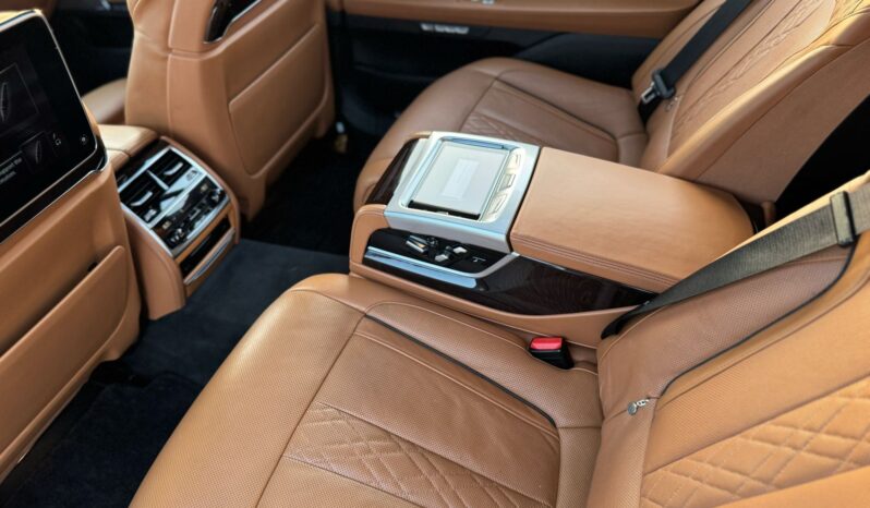 
								 بي ام دابيليو – BMW 750 ممتلئ									