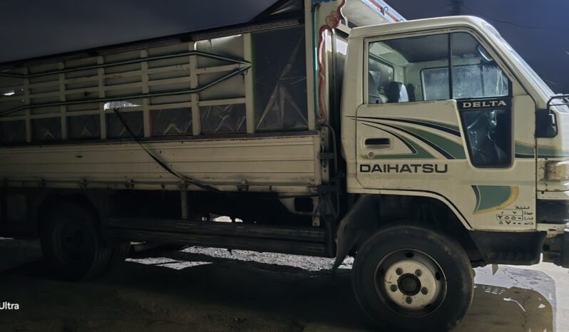 
								 ديهاتسو – Daihatsu YRV ممتلئ									