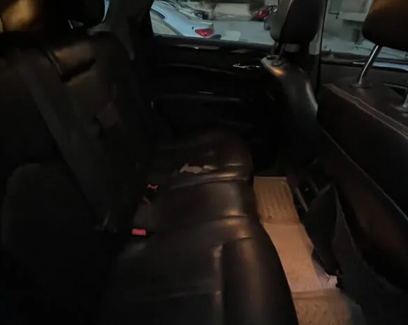 
								 كاديلاك – Cadillac SRX ممتلئ									