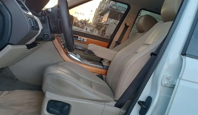 
								 لاند روفر – Land Rover سبورت – Range Rover Sport ممتلئ									