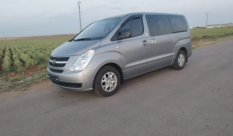 
								 هيونداي – Hyundai فان – H1 ممتلئ									