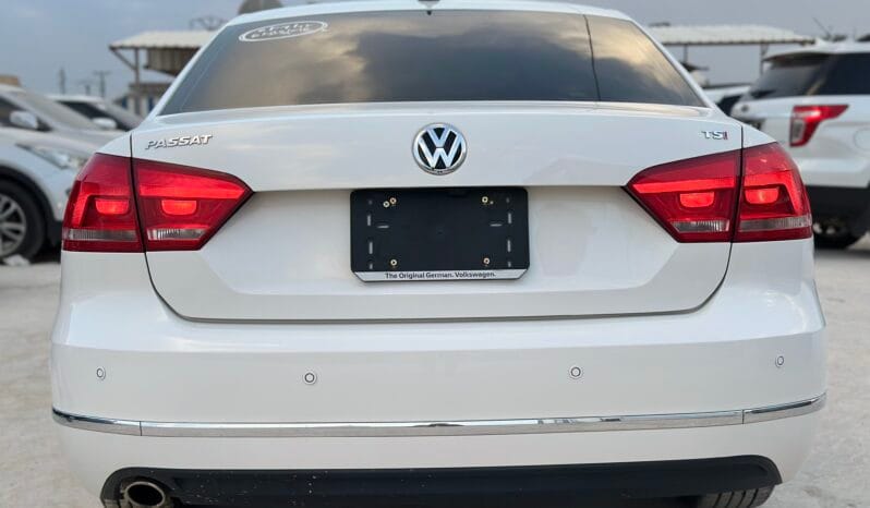 
								 فولكس فاكن – Volkswagen باسات – Passat ممتلئ									