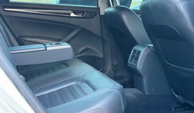 
								 فولكس فاكن – Volkswagen باسات – Passat ممتلئ									