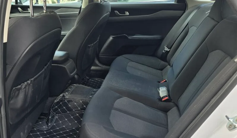 
								 كيا – Kia K5 ممتلئ									