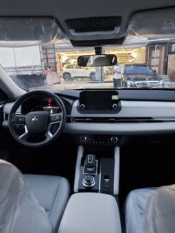 ميتسوبيشي – Mitsubishi Outlander