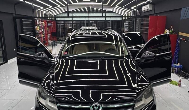
								 فولكس فاكن – Volkswagen طوارق – Touareg ممتلئ									