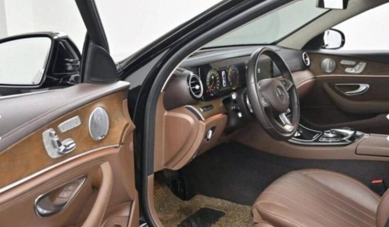 
								 مرسيدس بينز – Mercedes benz E300 ممتلئ									