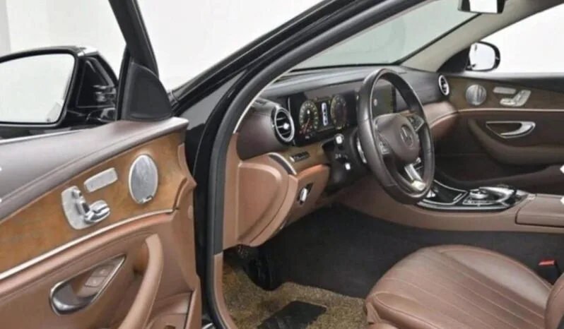 
								 مرسيدس بينز – Mercedes benz E300 ممتلئ									