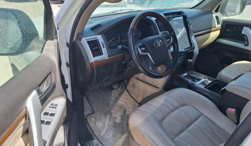
								 مستعمل تويوتا – Toyota لاند كروزر – Land Cruiser ممتلئ									