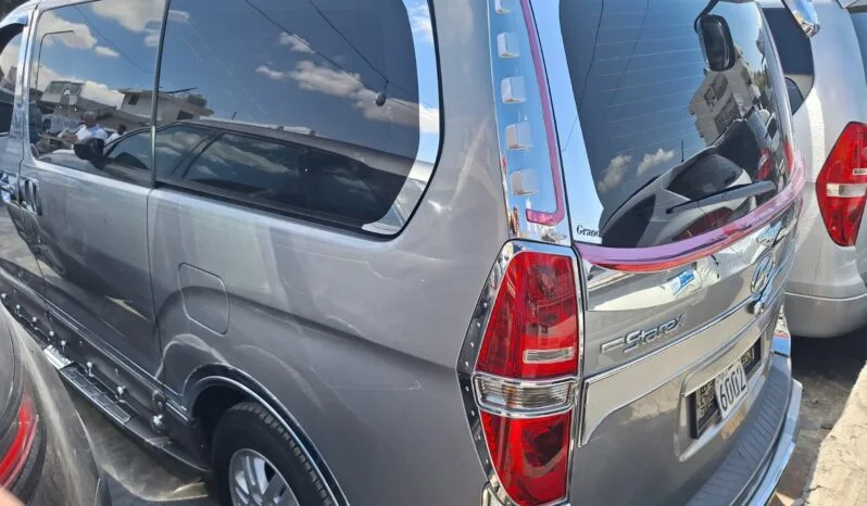 
								 مستعمل هيونداي – Hyundai فان – H1 ممتلئ									