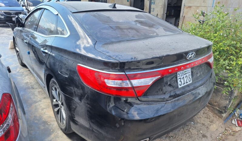 
								 مستعمل هيونداي – Hyundai ازيرا – Azera ممتلئ									