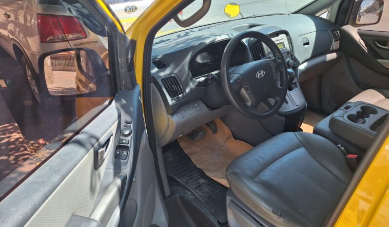 
								 مستعمل هيونداي – Hyundai فان – H1 ممتلئ									
