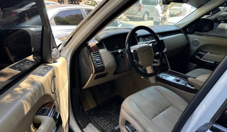
								 مستعمل لاند روفر – Land Rover فوغ – Range Rover Vogue ممتلئ									