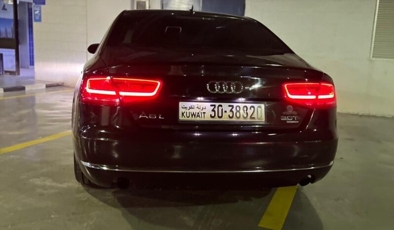 
								 اودي – Audi A8 ممتلئ									