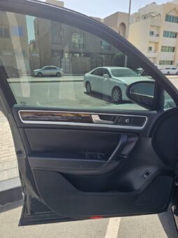 
										 فولكس فاكن – Volkswagen طوارق – Touareg ممتلئ									