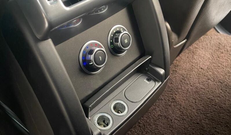 
								 لاند روفر – Land Rover فوغ – Range Rover Vogue ممتلئ									