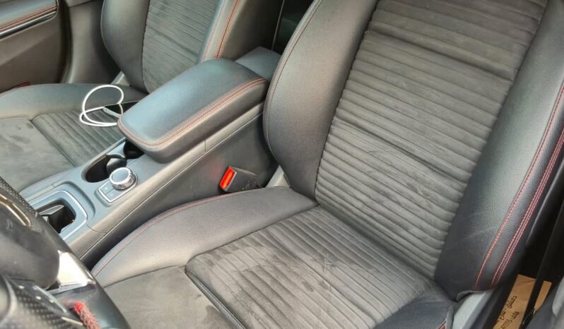 
								 مستعمل مرسيدس بينز – Mercedes benz CLA 220 ممتلئ									
