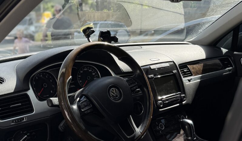 
								 فولكس فاكن – Volkswagen طوارق – Touareg ممتلئ									
