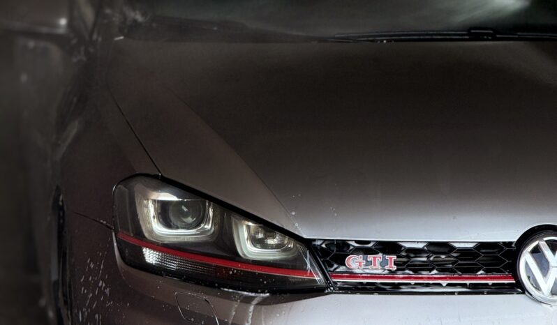 
								 فولكس فاكن – Volkswagen جولف – Golf ممتلئ									