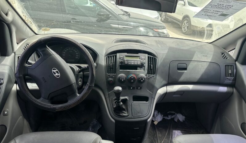 
								 مستعمل هيونداي – Hyundai فان – H1 ممتلئ									