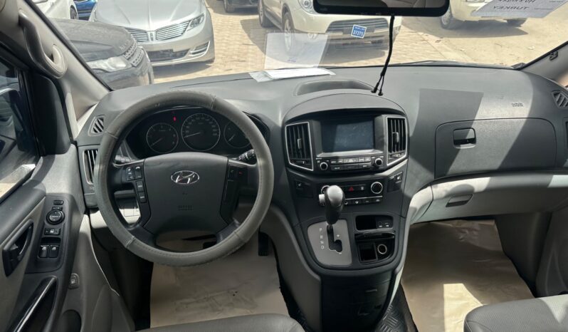 
								 مستعمل هيونداي – Hyundai فان – H1 ممتلئ									