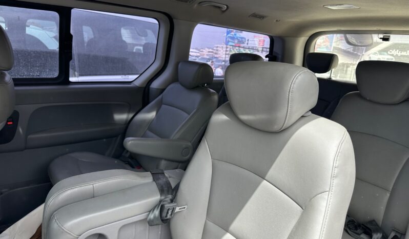 
								 مستعمل هيونداي – Hyundai فان – H1 ممتلئ									