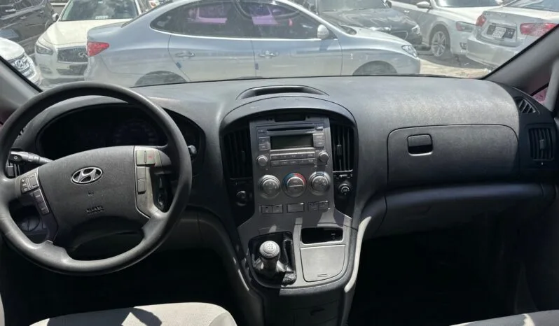 
								 مستعمل هيونداي – Hyundai فان – H1 ممتلئ									