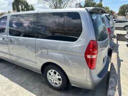 
										 مستعمل هيونداي – Hyundai فان – H1 ممتلئ									