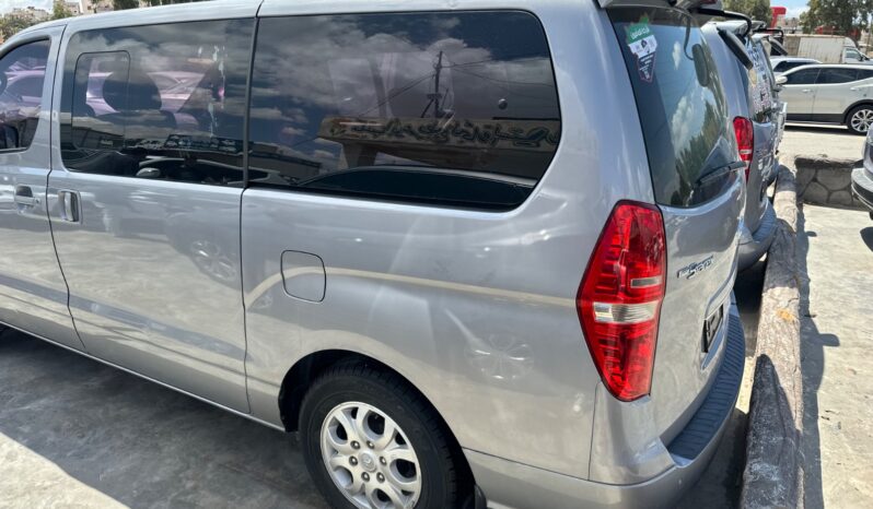 
								 مستعمل هيونداي – Hyundai فان – H1 ممتلئ									