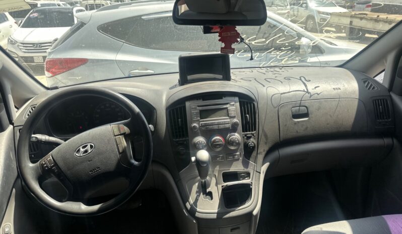 
								 مستعمل هيونداي – Hyundai فان – H1 ممتلئ									