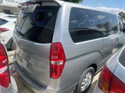 
										 مستعمل هيونداي – Hyundai فان – H1 ممتلئ									