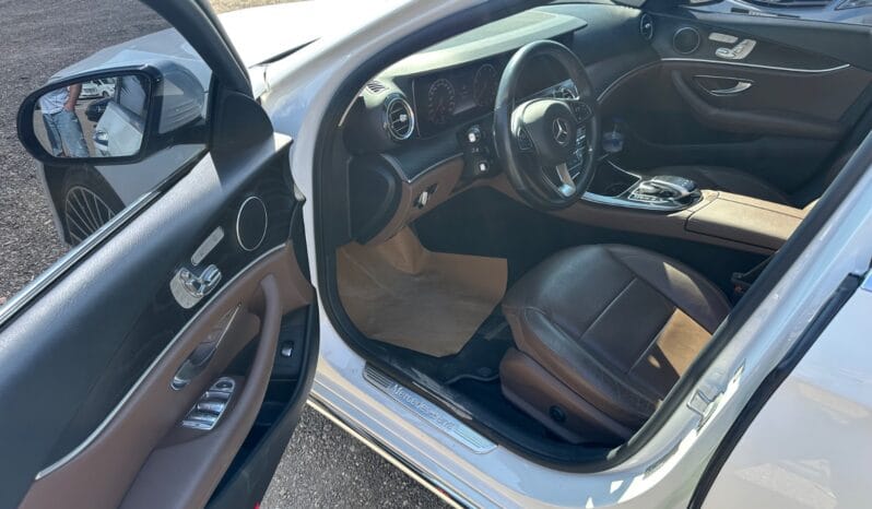 
								 مستعمل مرسيدس بينز – Mercedes benz E200 ممتلئ									