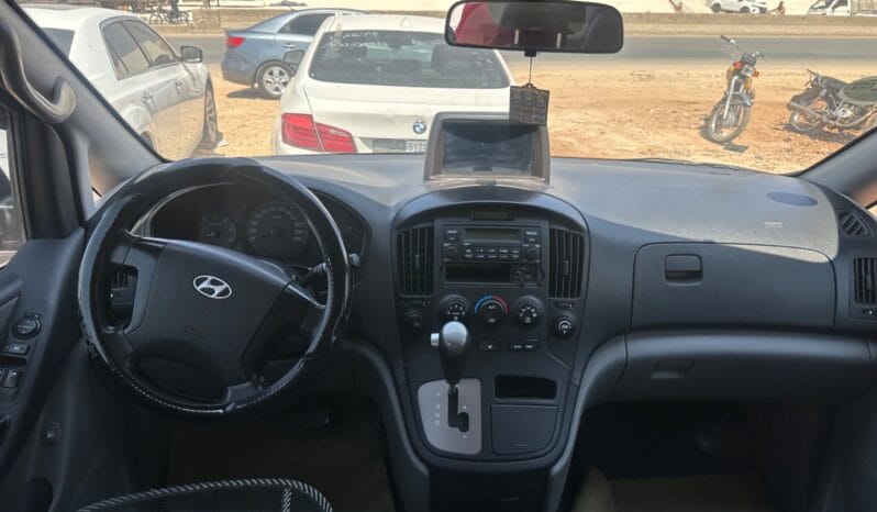 
								 مستعمل هيونداي – Hyundai فان – H1 ممتلئ									