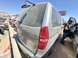
										 مستعمل هيونداي – Hyundai فان – H1 ممتلئ									