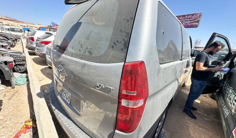
								 مستعمل هيونداي – Hyundai فان – H1 ممتلئ									