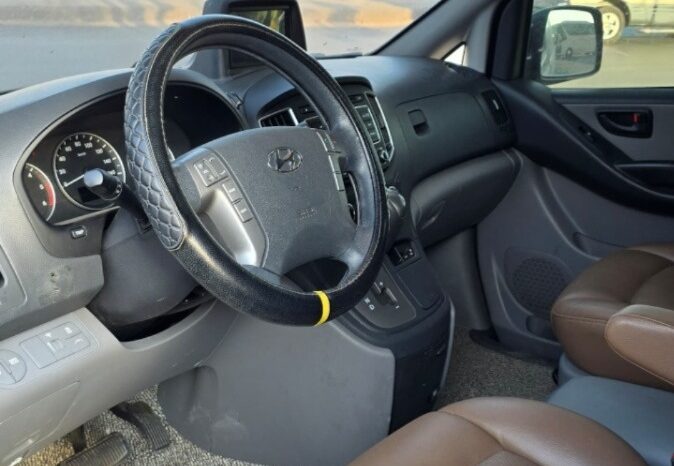 
								 مستعمل هيونداي – Hyundai فان – H1 ممتلئ									