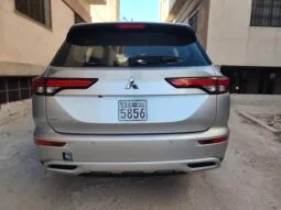 
										 ميتسوبيشي – Mitsubishi Outlander ممتلئ									