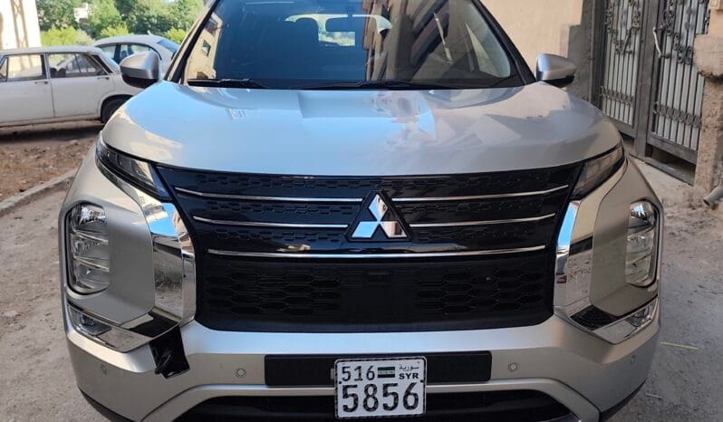 
								 ميتسوبيشي – Mitsubishi Outlander ممتلئ									