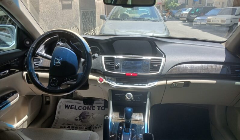 
								 هوندا – Honda اكورد – Accord ممتلئ									