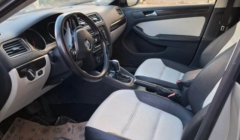 
								 فولكس فاكن – Volkswagen جيتا – Jetta ممتلئ									