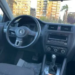 
										 فولكس فاكن – Volkswagen جيتا – Jetta ممتلئ									