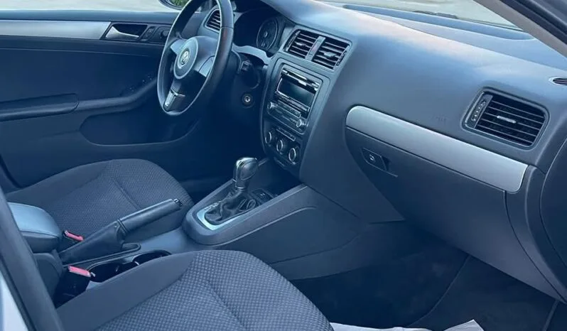 
								 فولكس فاكن – Volkswagen جيتا – Jetta ممتلئ									